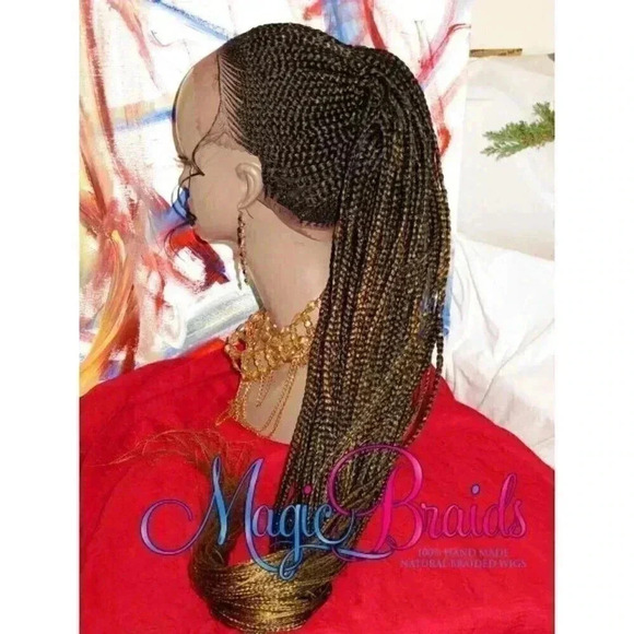 LILY - Picture 4 of 8